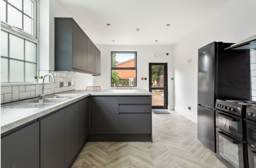 69 Kedleston Road